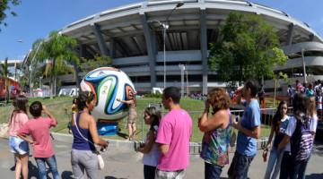 Aficionados en tour de Maracana, Rio de Janeiro